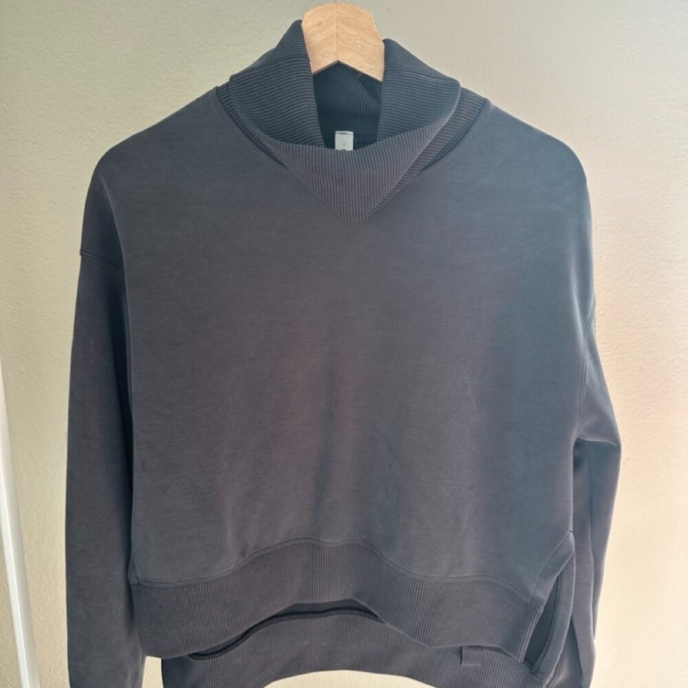 Lululemon Ribbed Funnel Neck Pullover Size 2 Gray